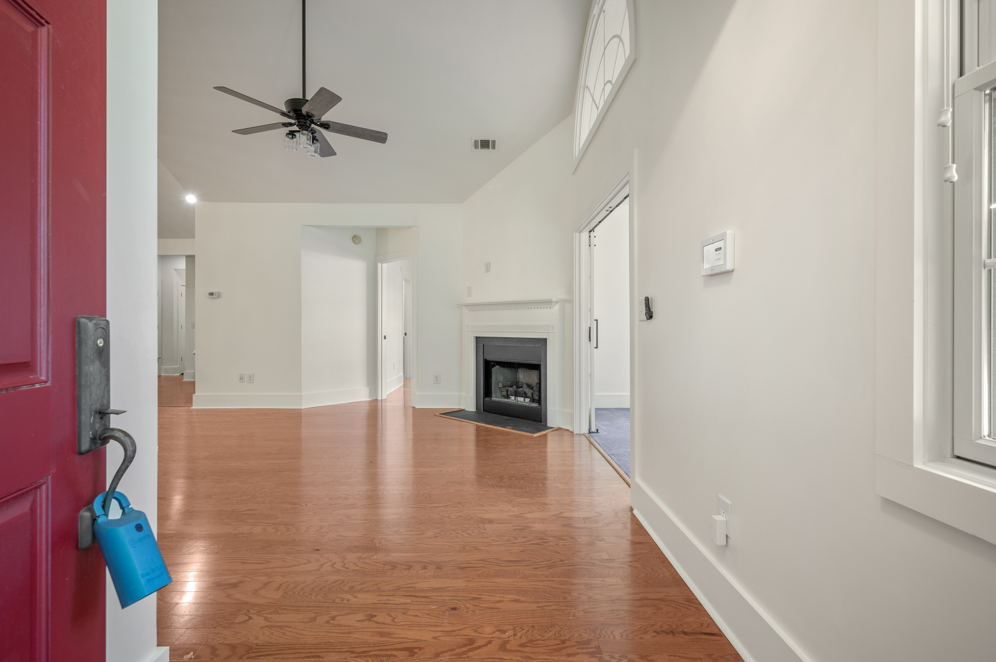 114 Edgewood Court image 3